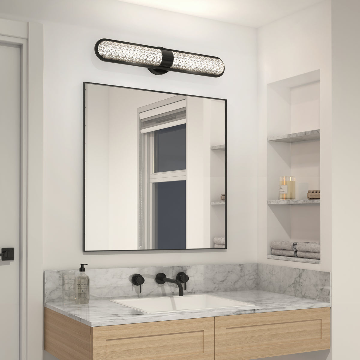 Carat 27-in (69 cm) Integrated LED 3-CCT Vanity Light Bar for Bathroom