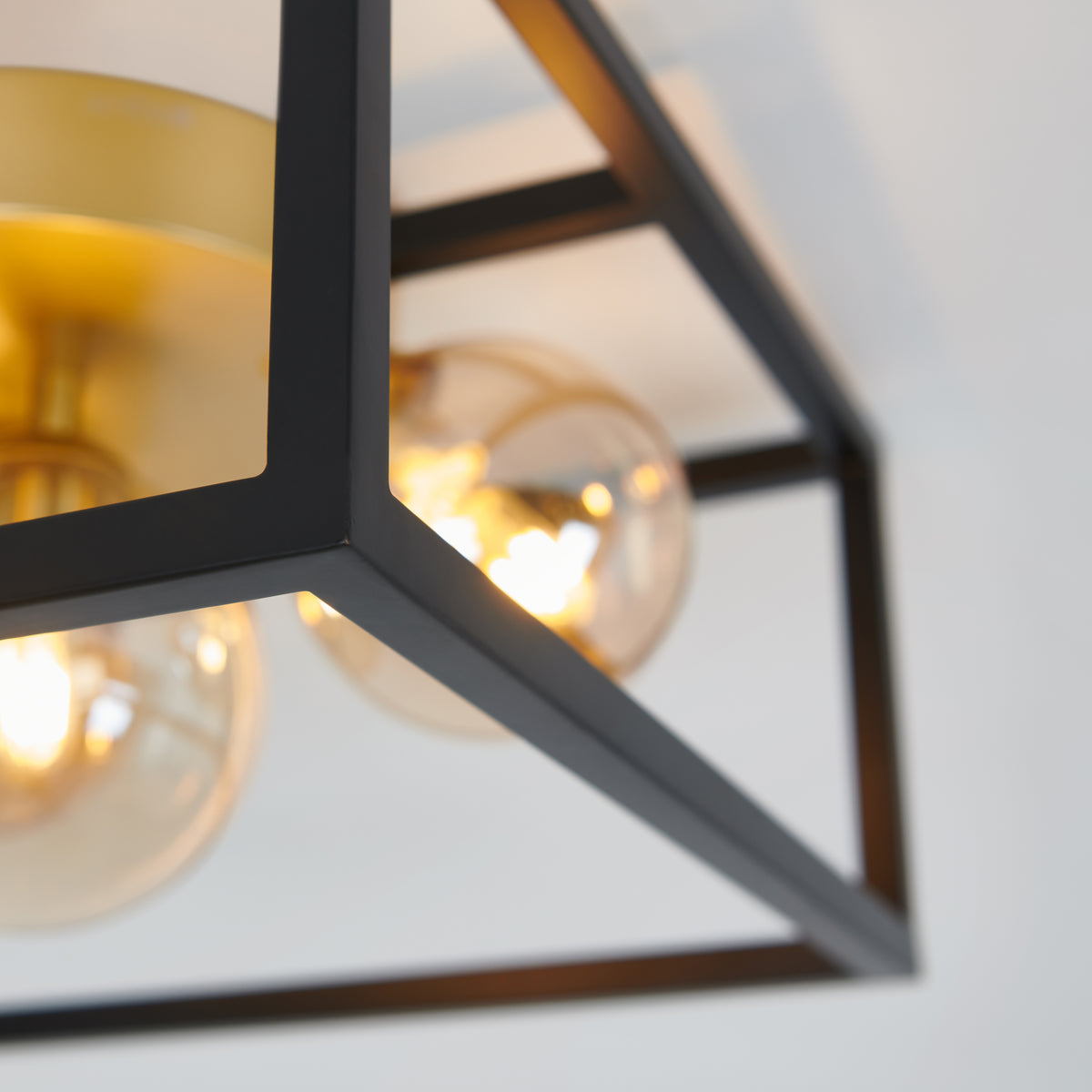 Griffintown 3-light 14 in. (36 cm) Modern LED Flush Mount Ceiling Light