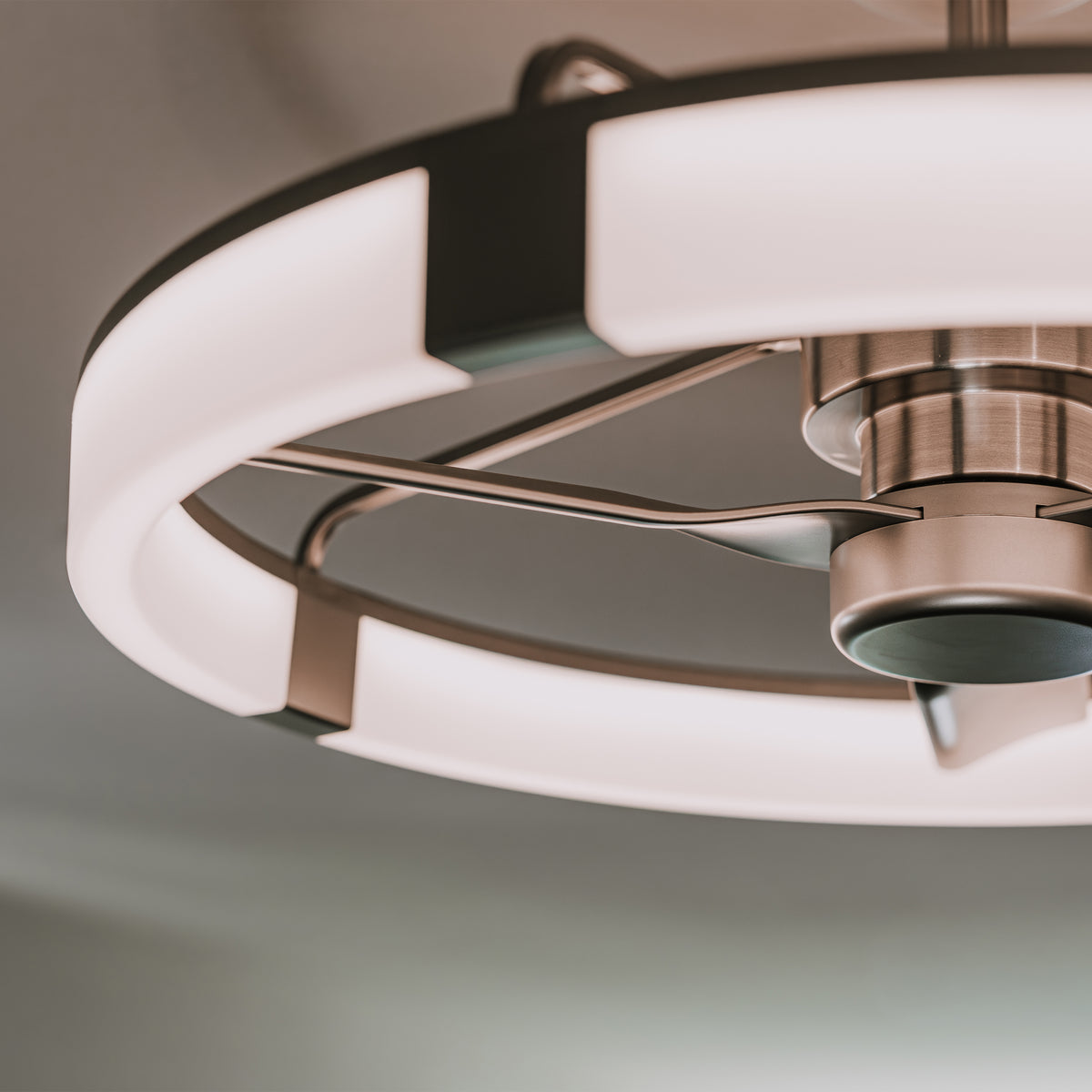Sunnyvale 28 in. LED modern ceiling fan - with remote