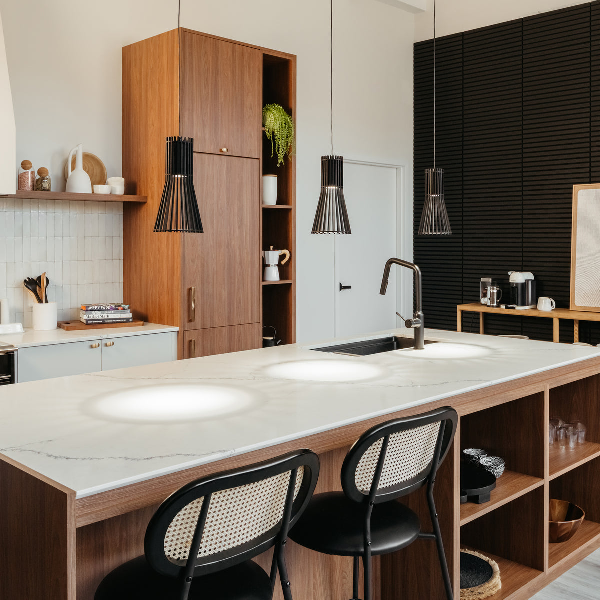 Kiyo modern LED pendant light 3 CCT