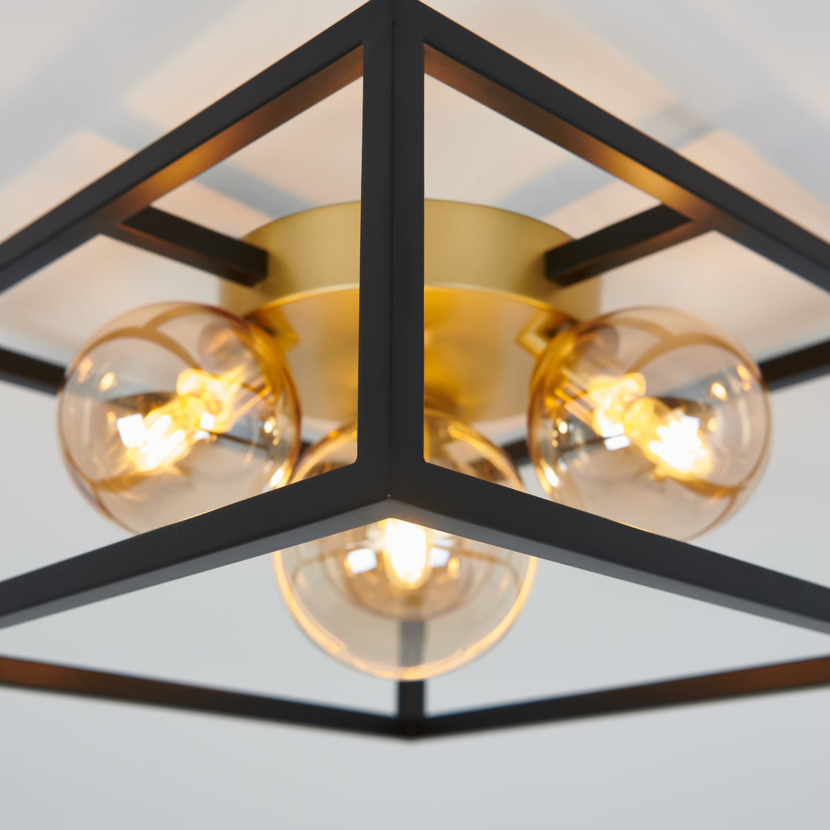 Griffintown 3-light 14 in. (36 cm) Modern LED Flush Mount Ceiling Light