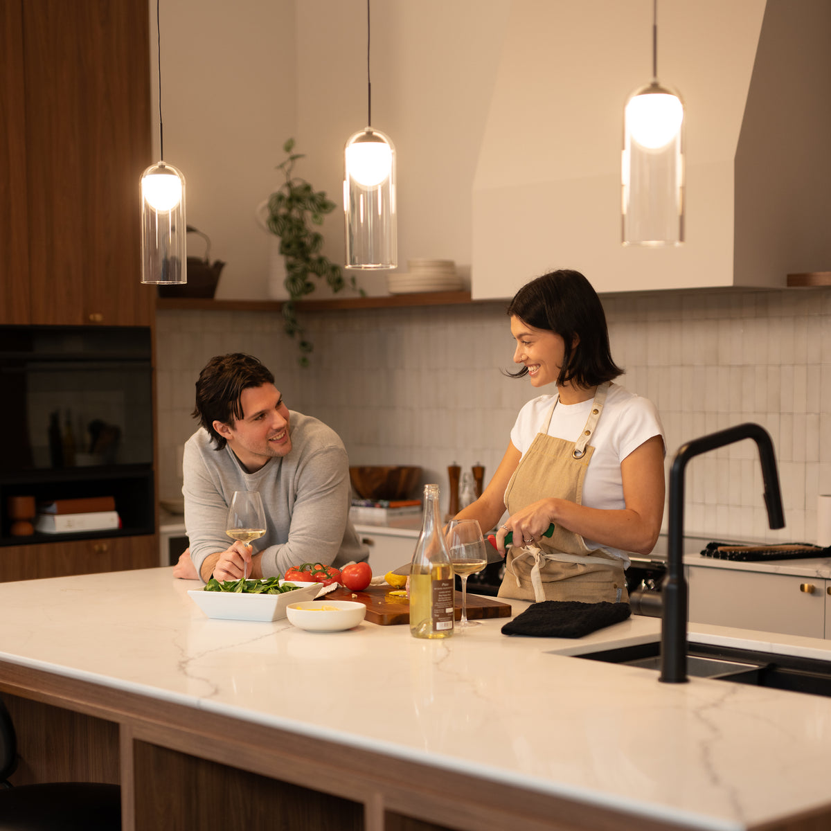 Mirah lámpara suspendida LED estilo mid-century 3 CCT