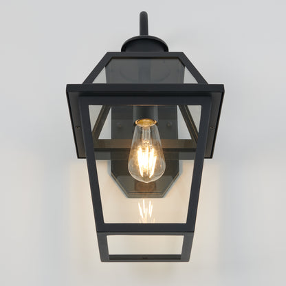 Colonial outdoor lantern wall light